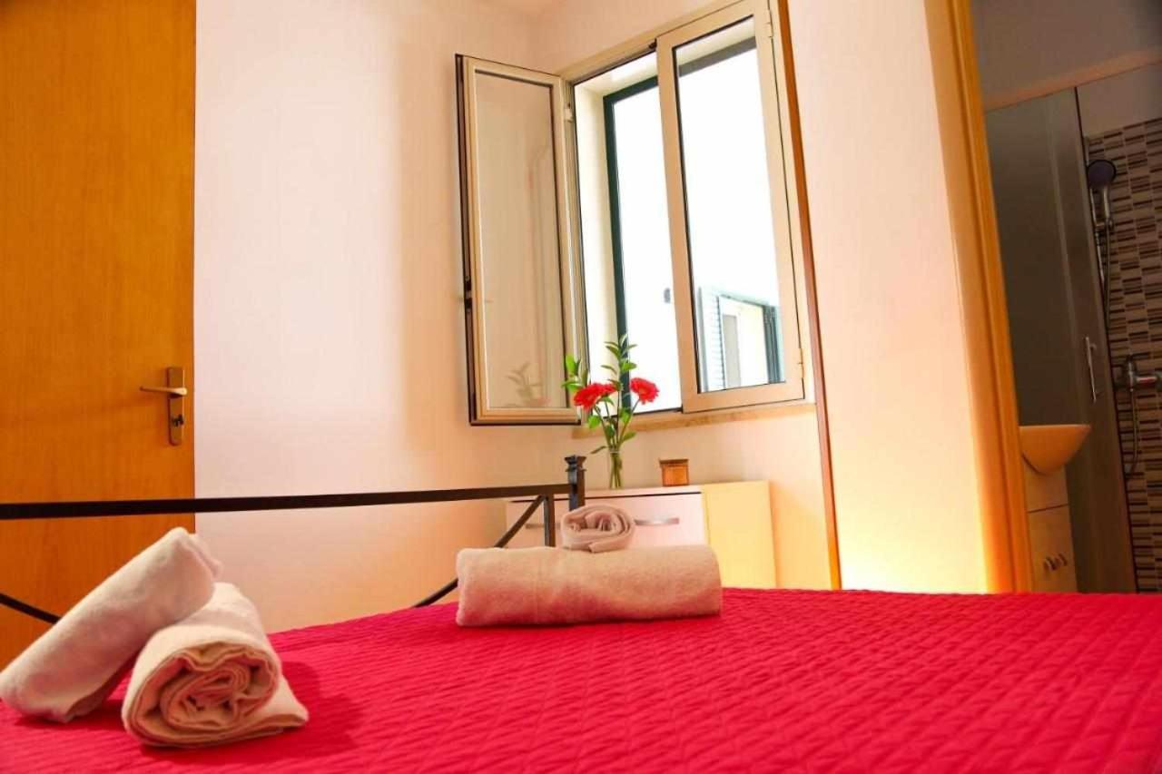 Apartment Lo Spioncino *