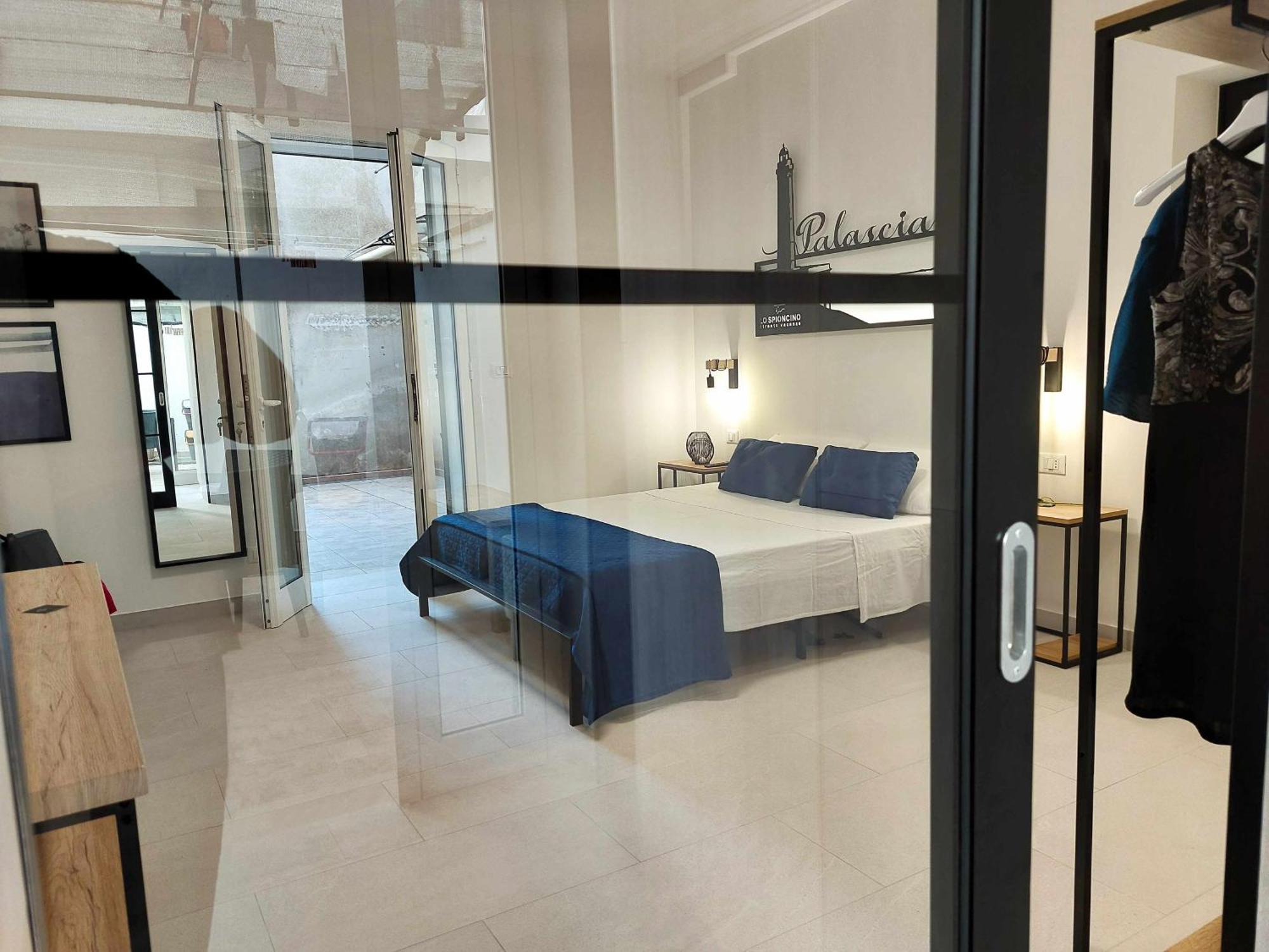 Lo Spioncino Apartment *
