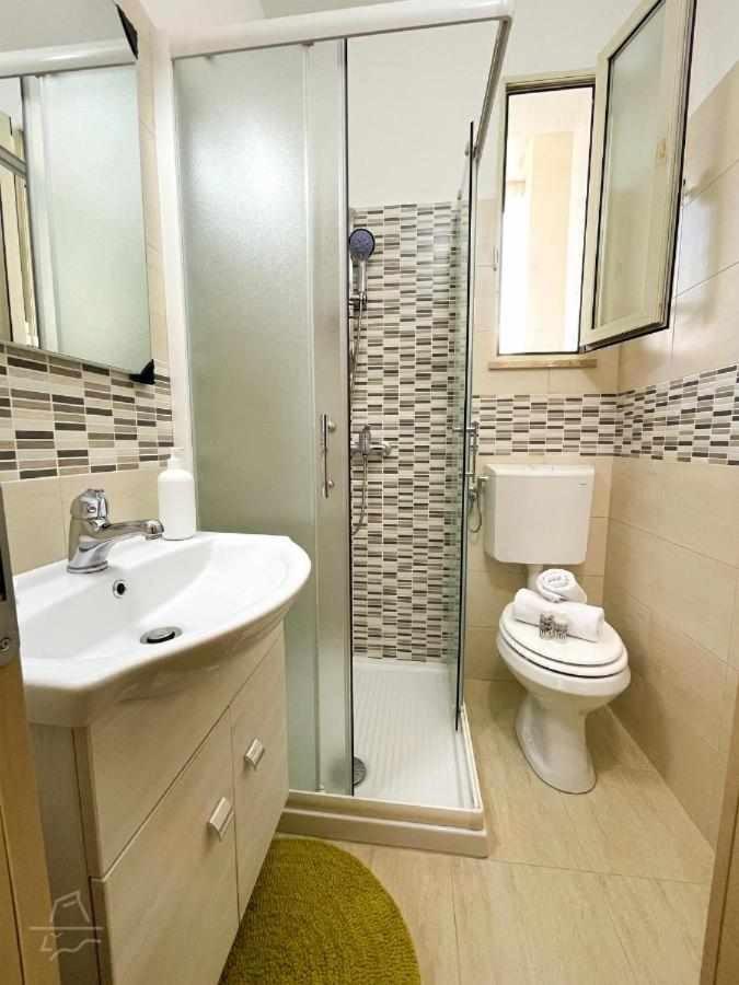 Lo Spioncino Apartment *